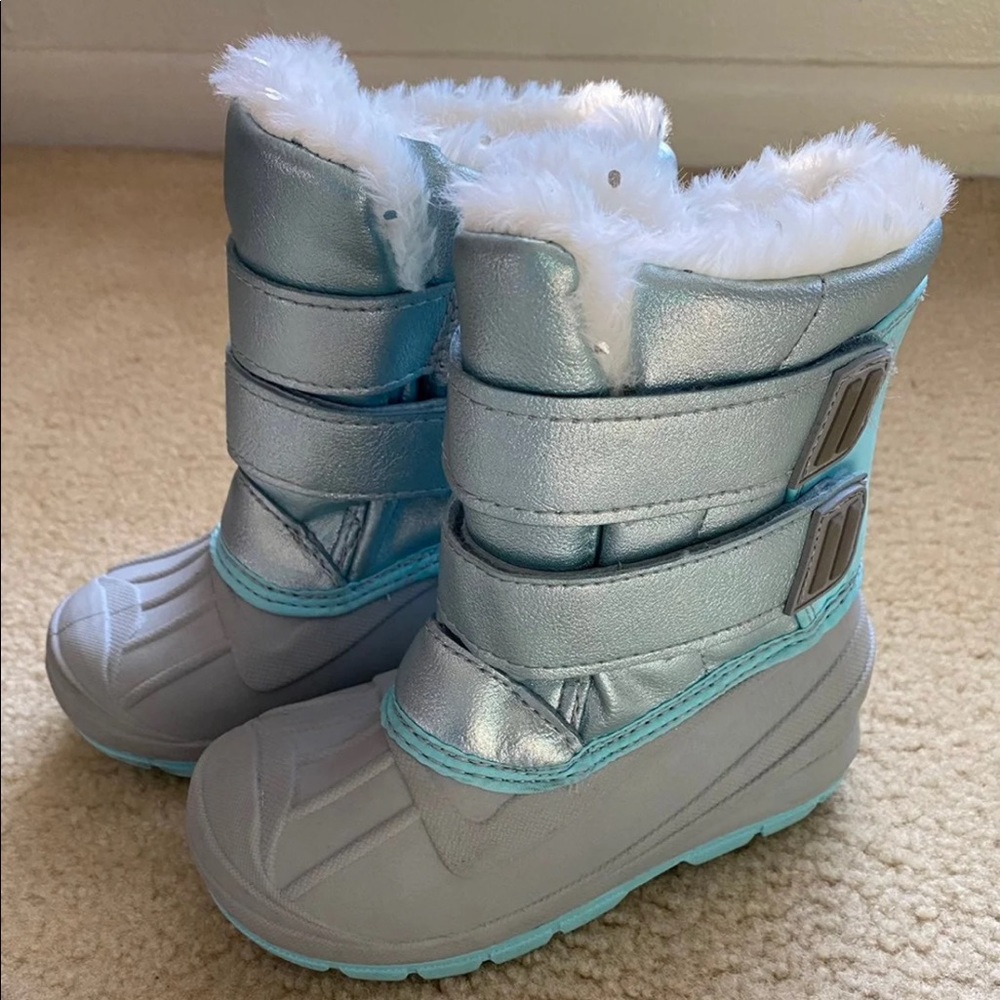 Cat & Jack Toddler Girls Winter Snow Boots.